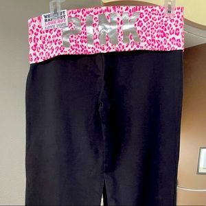 IN SEARCH OF PINK VS LEOPARD BOOTCUT YOGA BOTTOMS ❤️